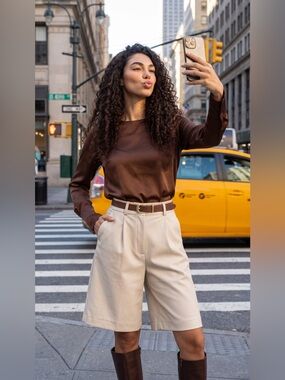 Women's High-Waist Cream Wide-Leg Shorts/Bermudas